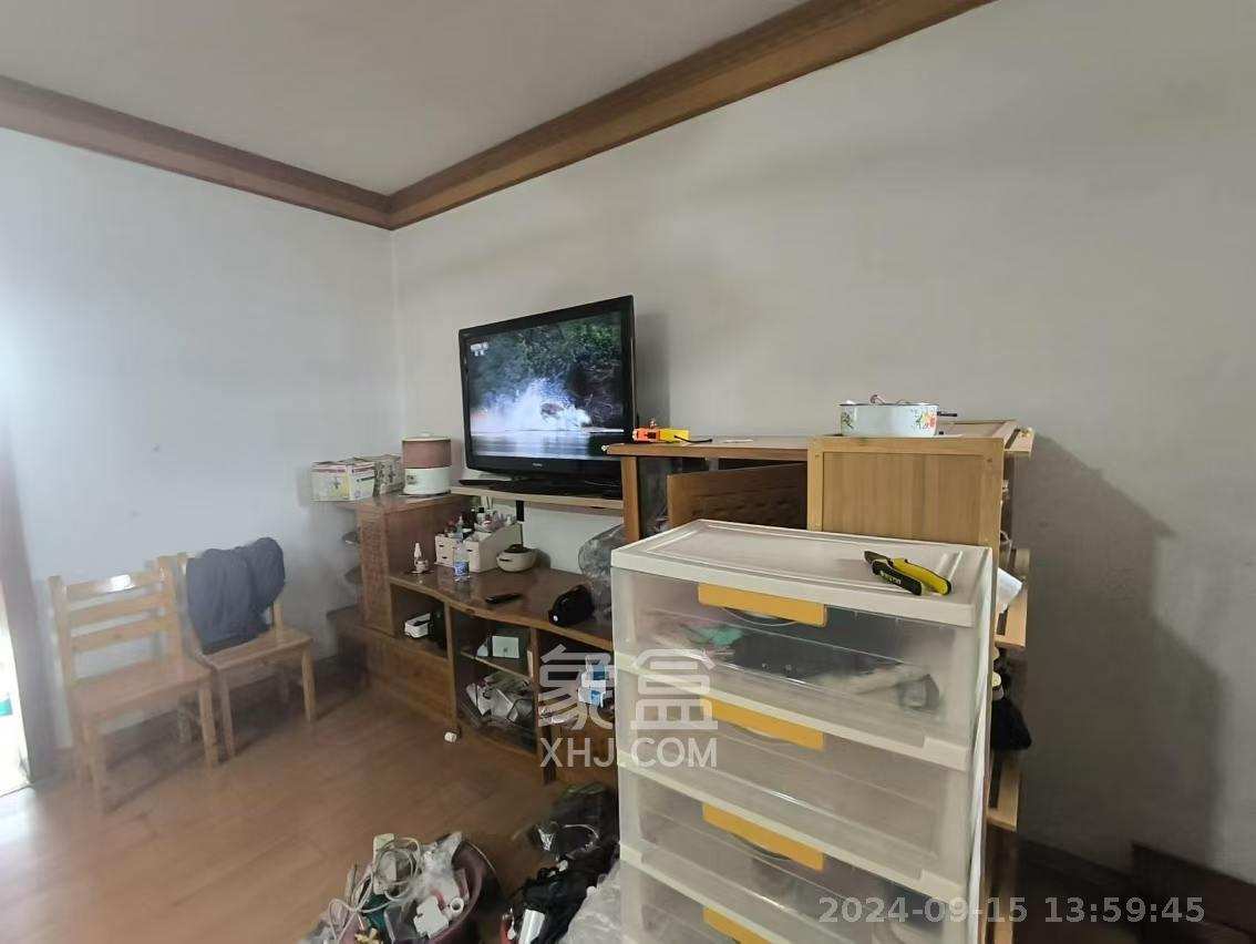 东瓜山一村  2室1厅1卫    1400.0元/月 东瓜山一村  2室1厅1卫    1400.0元/月室内图