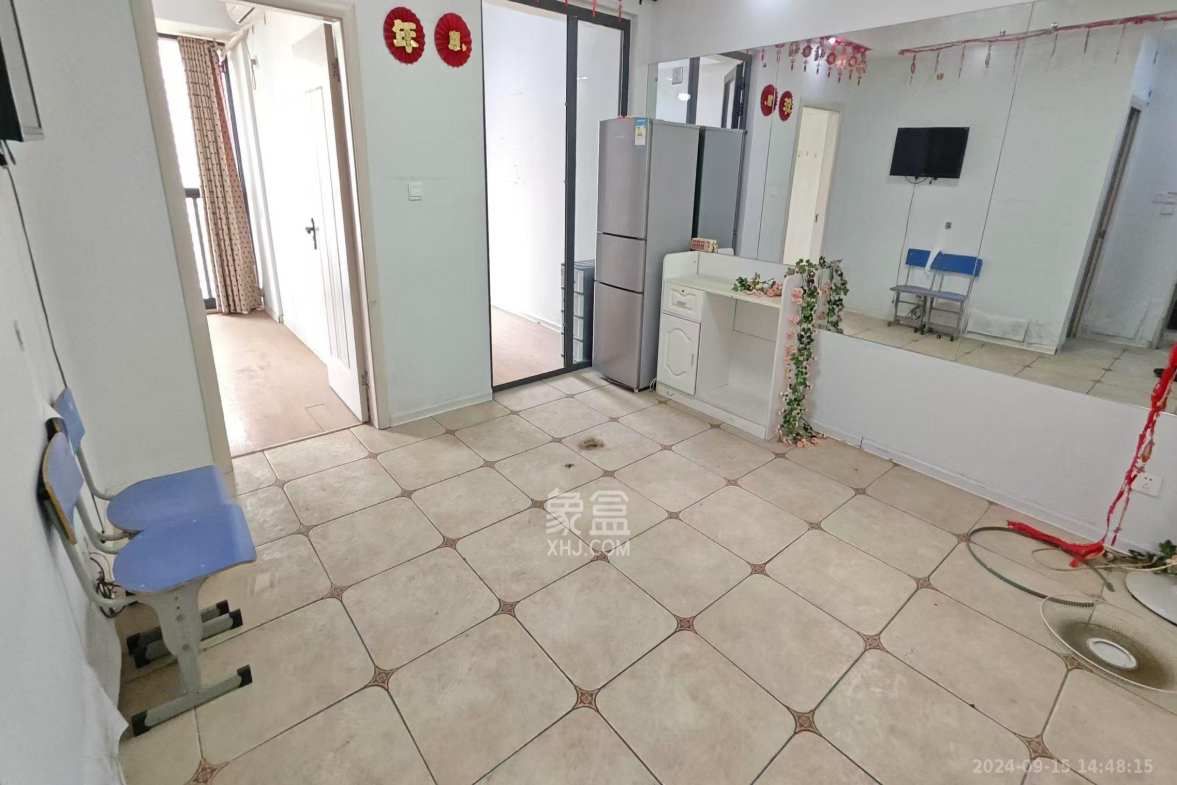万博汇  2室1厅1卫   2100.00元/月室内图1
