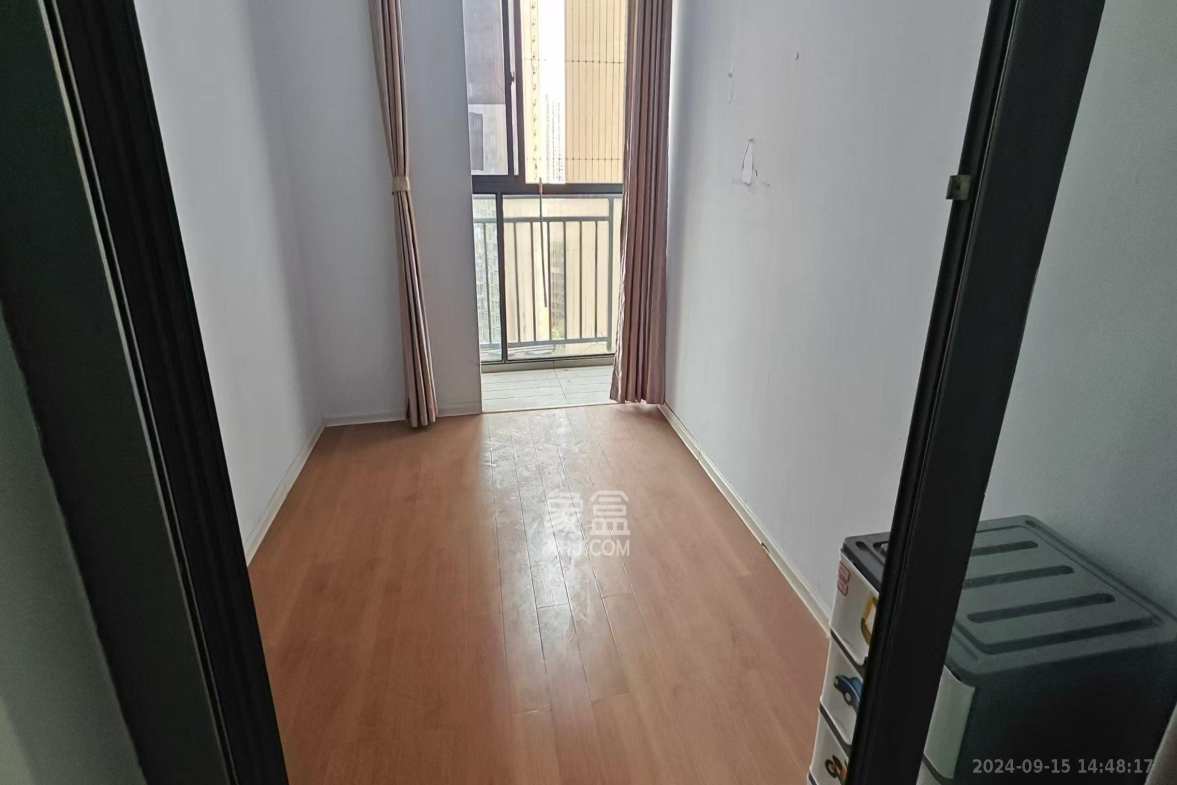 万博汇  2室1厅1卫   2100.00元/月室内图