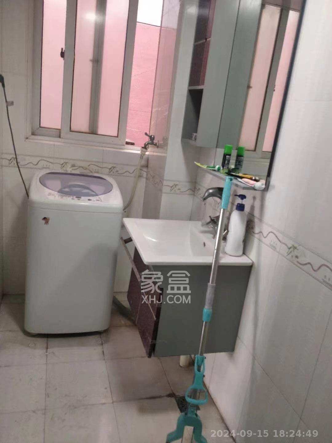 建鸿达现代公寓  1室1厅1卫   2800.00元/月室内图