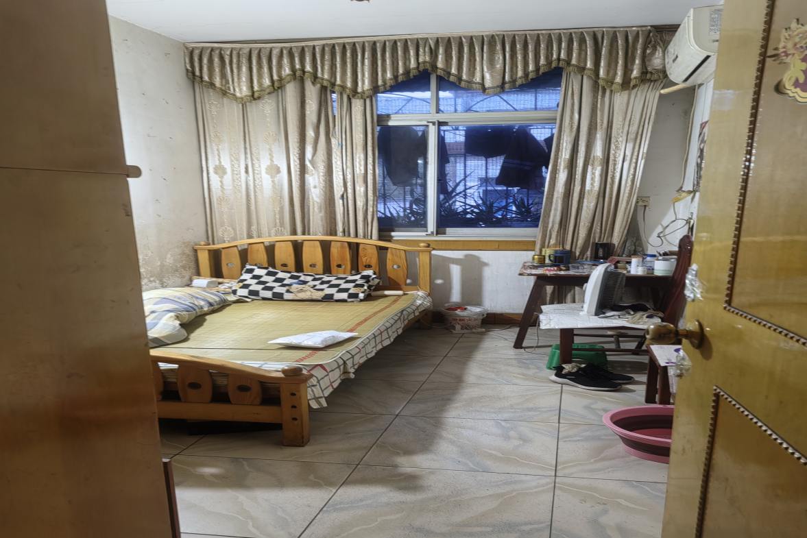 涟钢大市场  1室0厅0卫    800.0元/月室内图