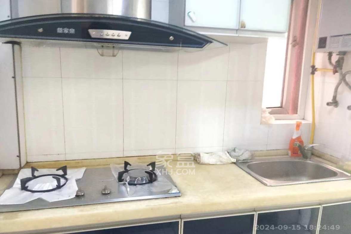 建鸿达现代公寓  1室1厅1卫   2800.00元/月室内图