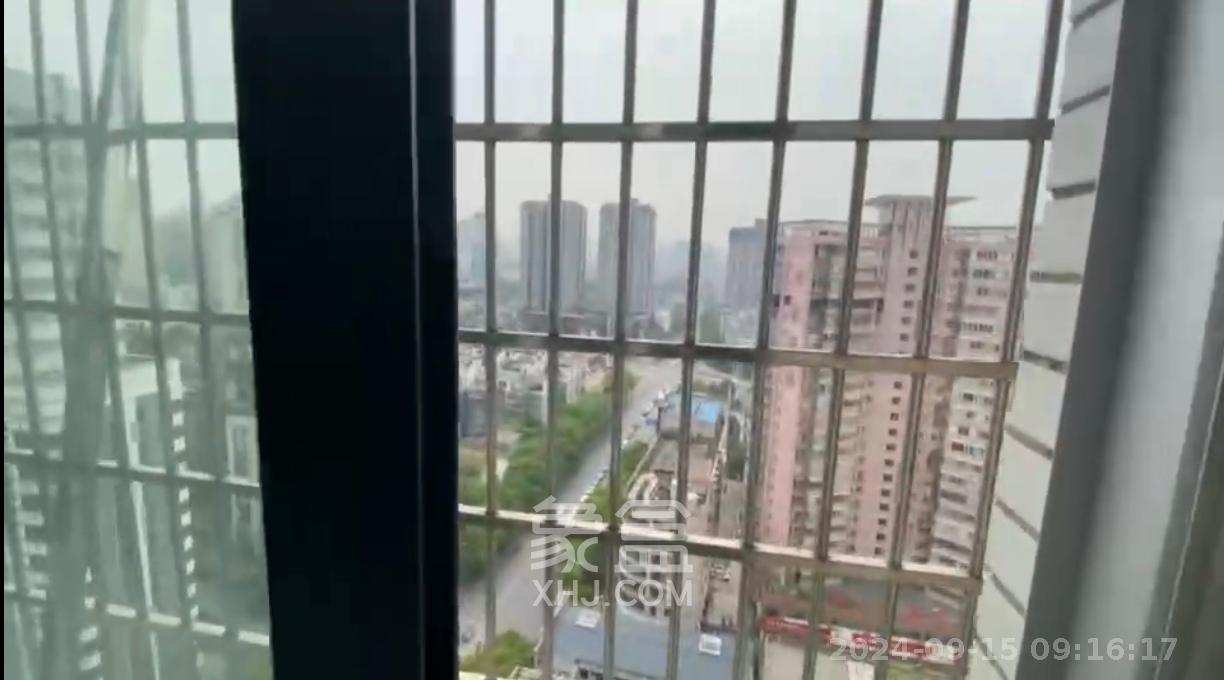 鸿盛大厦  4室2厅1卫   8200.00元/月室内图