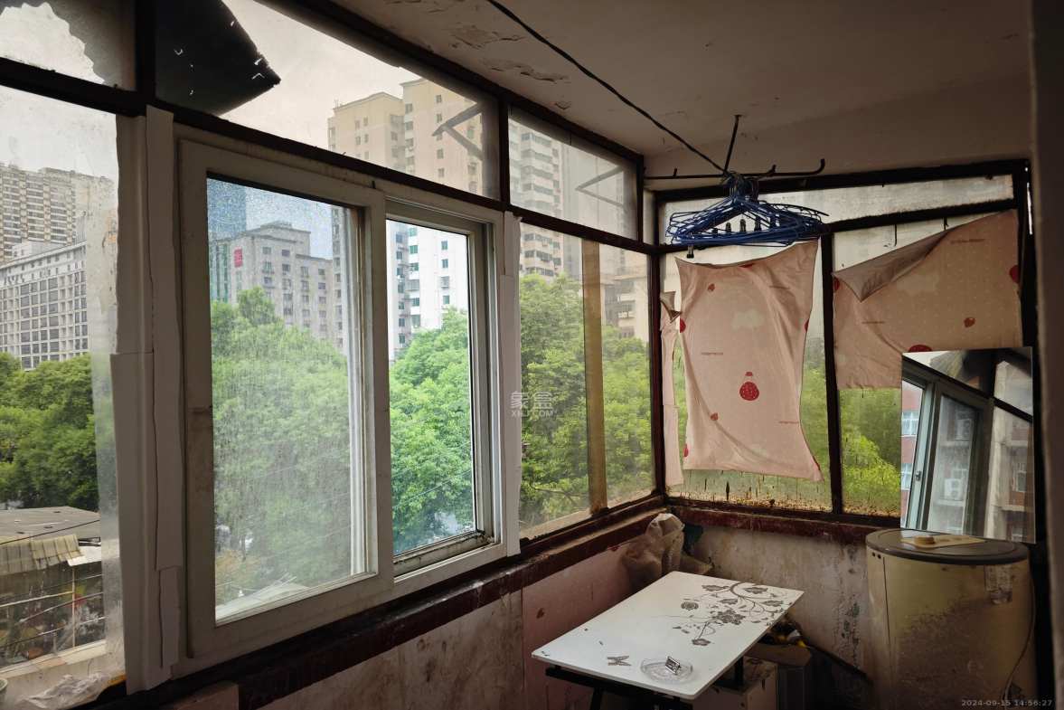 心安里小区(产权)通广宿舍 1室1厅1卫 1300.0元/月 心安里小区(产权)通广宿舍 1室1厅1卫 1300.0元/月室内图