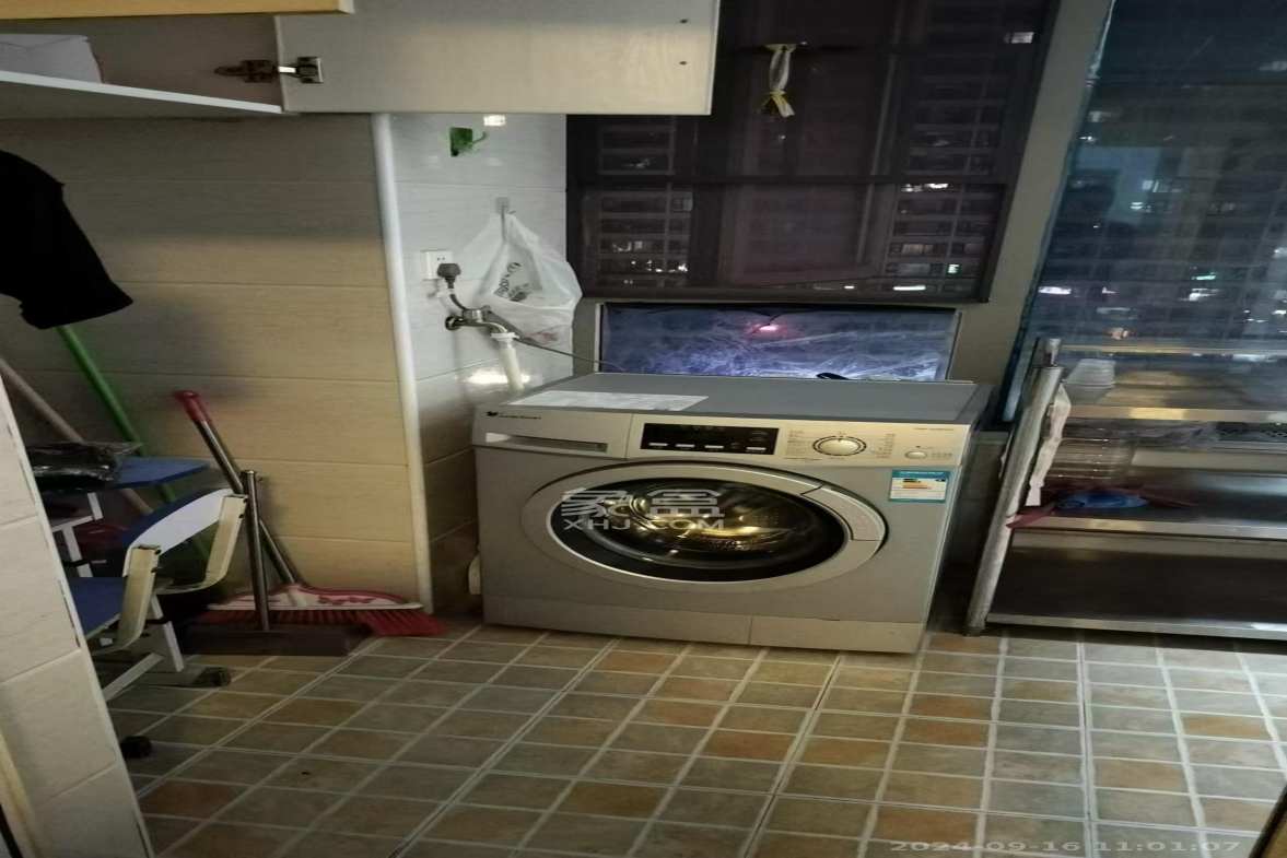 怡海星城  1室1厅1卫   1050.00元/月室内图