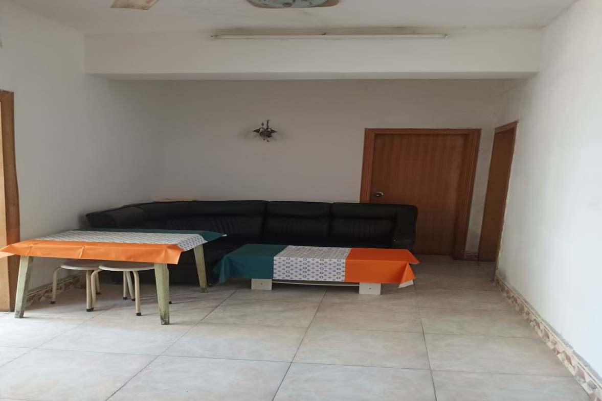 娄底人文师范学院家属楼 3室2厅1卫 1000.0元/月 娄底人文师范学院家属楼 3室2厅1卫 1000.0元/月室内图