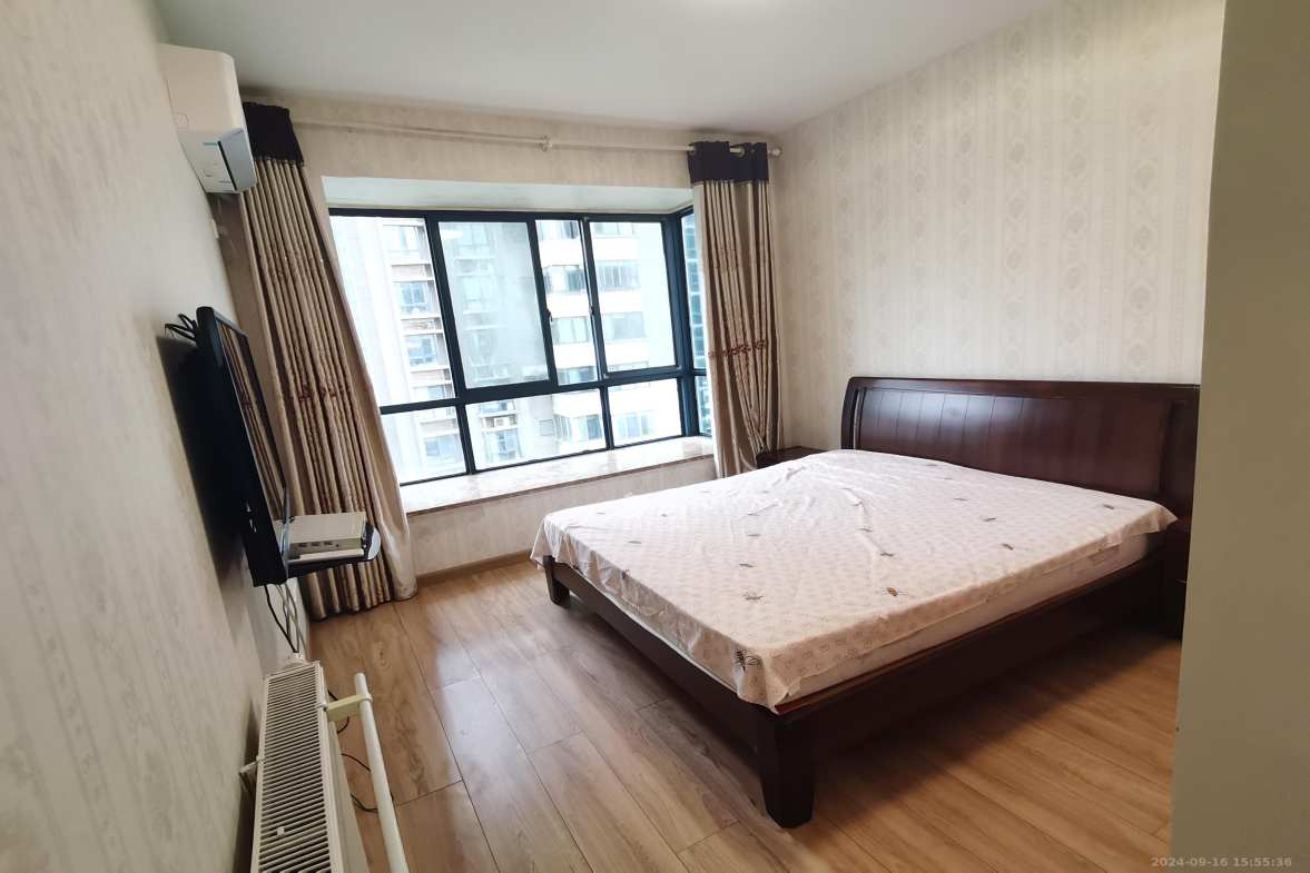 湘江世纪城鸿江苑  3室2厅2卫   2800.00元/月室内图