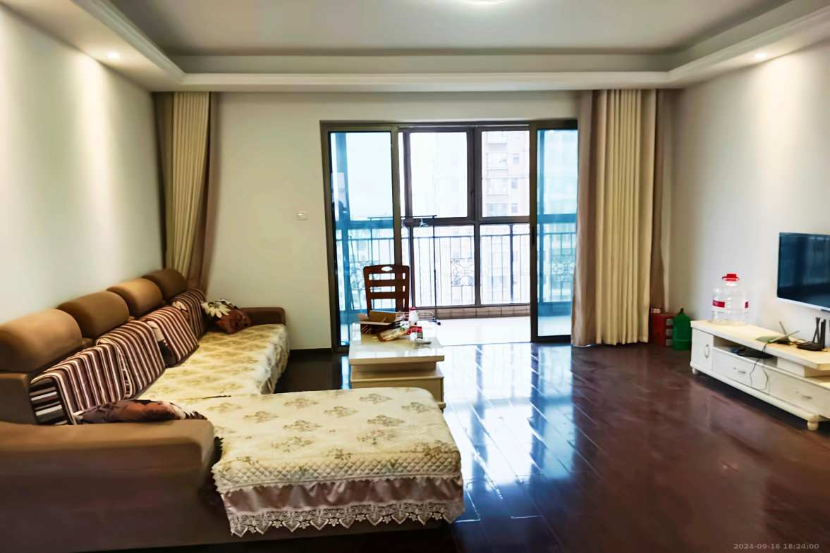江山帝景哈佛  3室2厅2卫    2800.0元/月室内图1