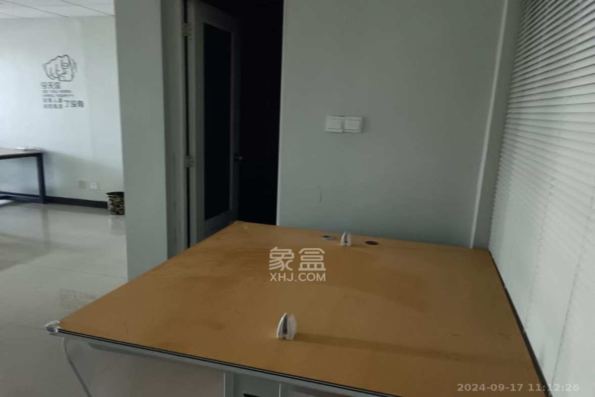佳天国际新城  2室1厅1卫   3800.00元/月室内图