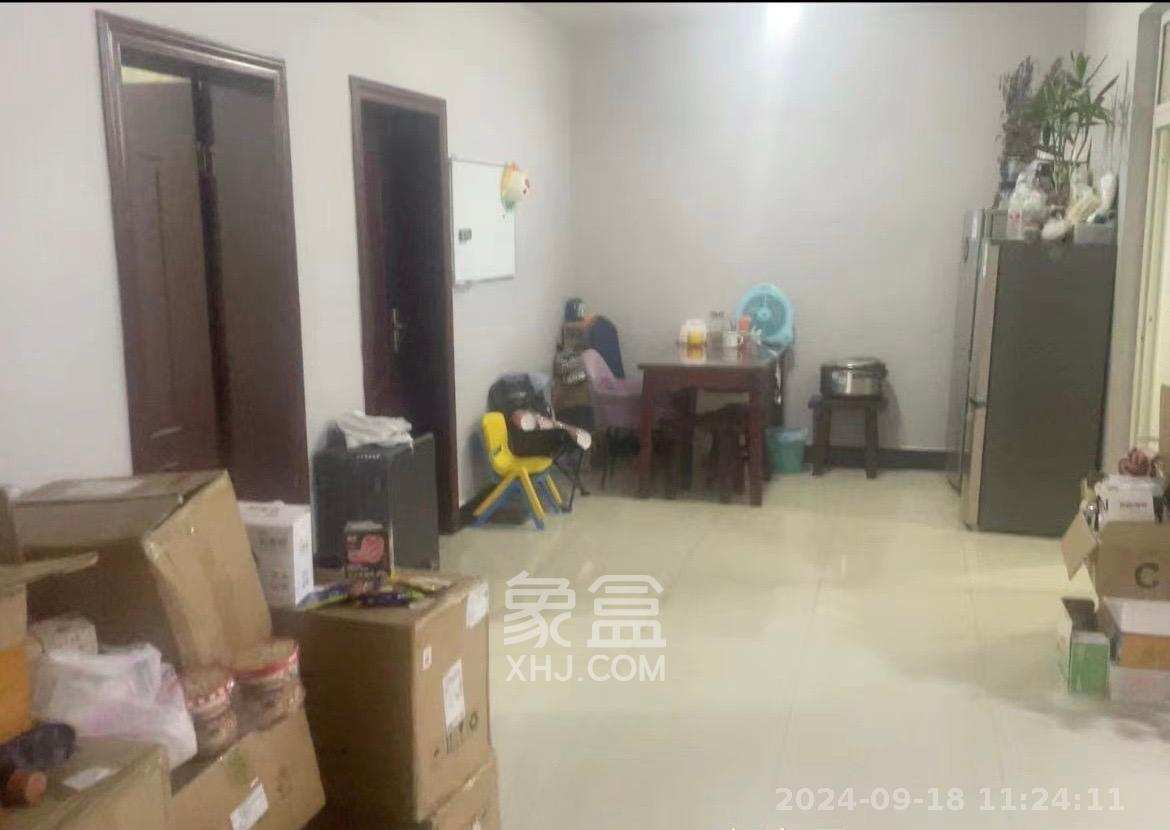 高桥火焰市场  1室0厅0卫   1600.00元/月室内图
