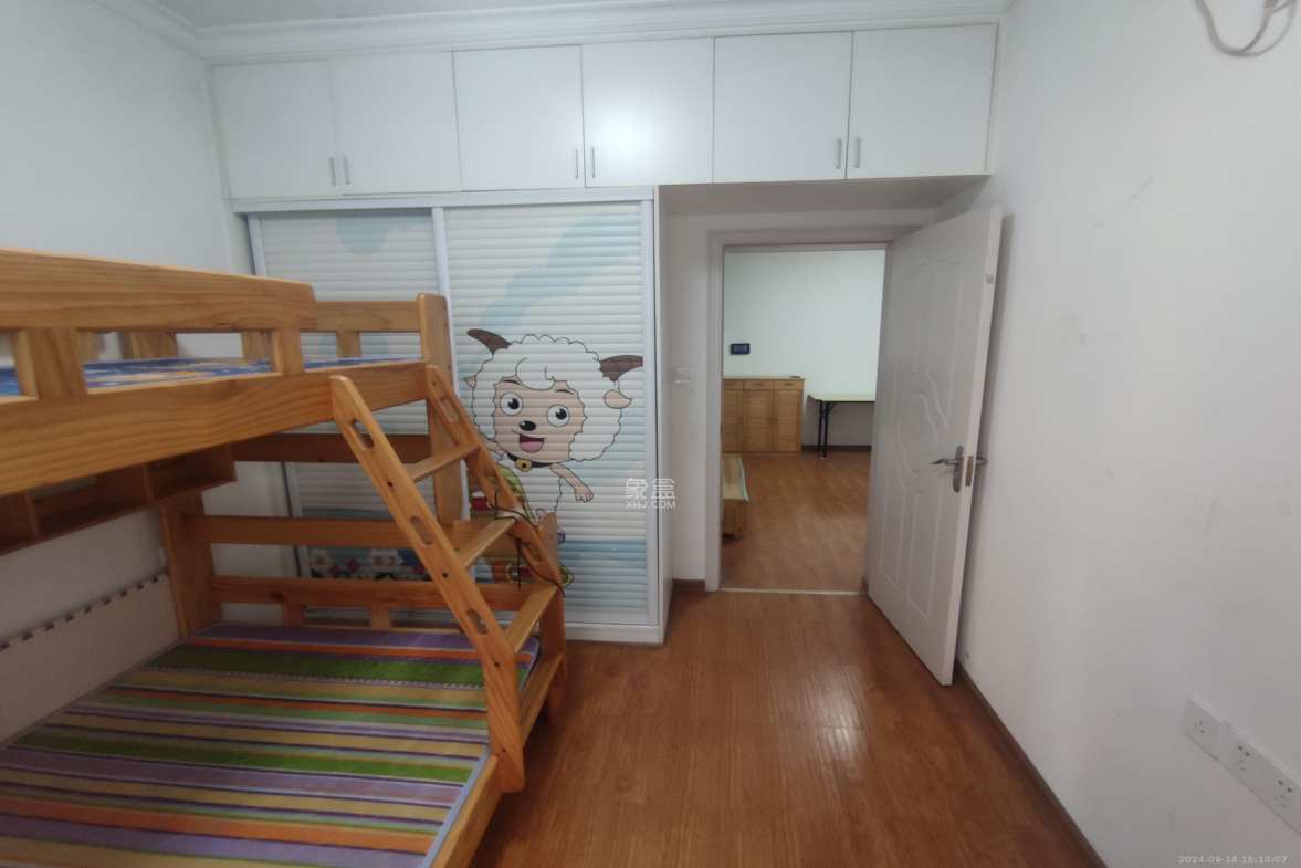 万博汇  1室1厅1卫   2200.00元/月室内图