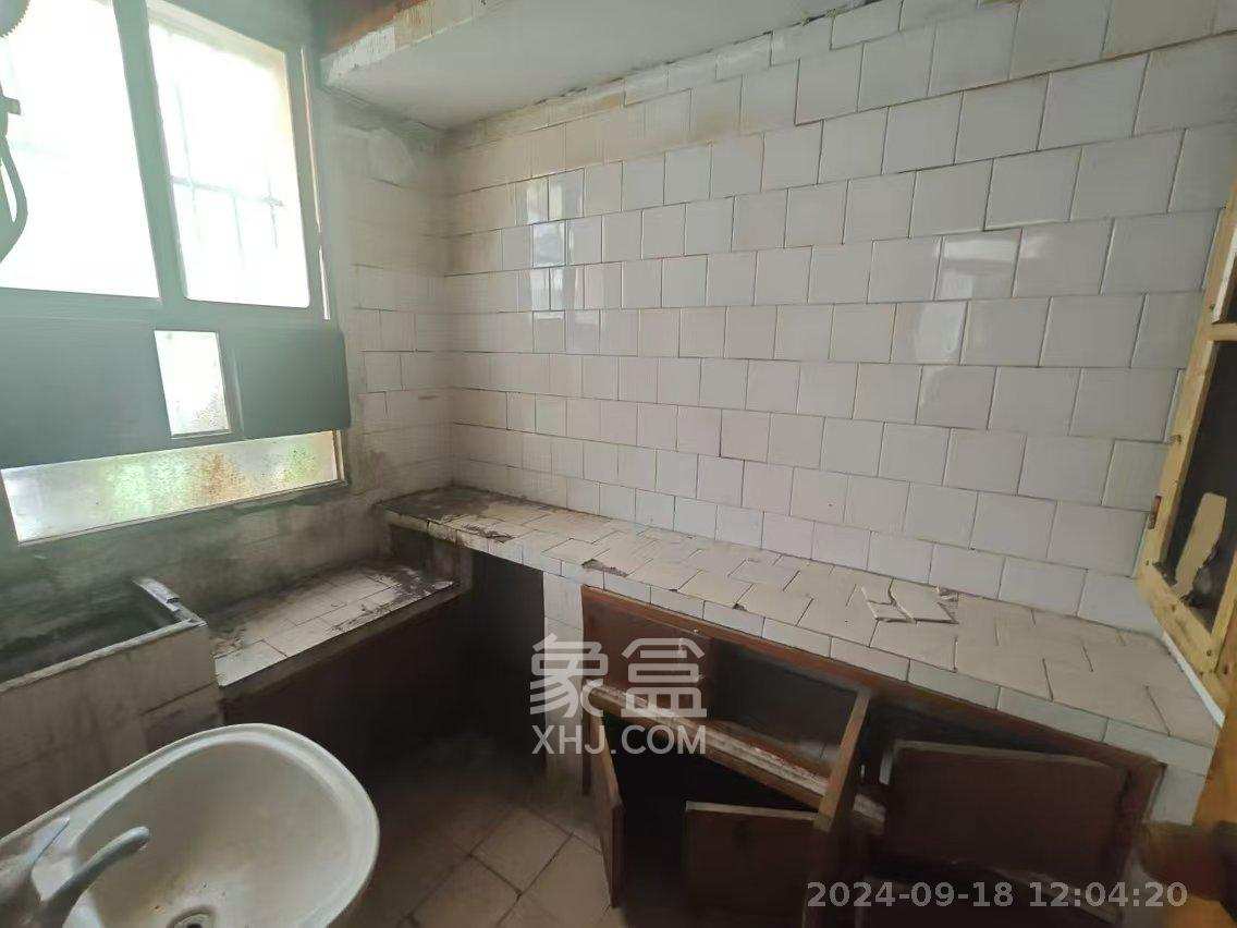 涂家冲社区（涂新小区、农商银行宿舍）  1室0厅0卫   1400.00元/月室内图