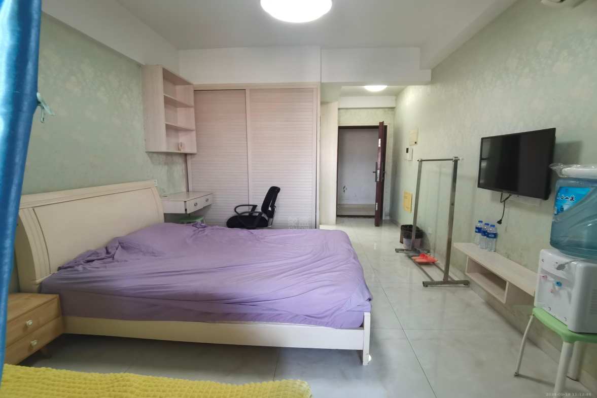 中建御山和苑  1室1厅1卫   1300.00元/月室内图1