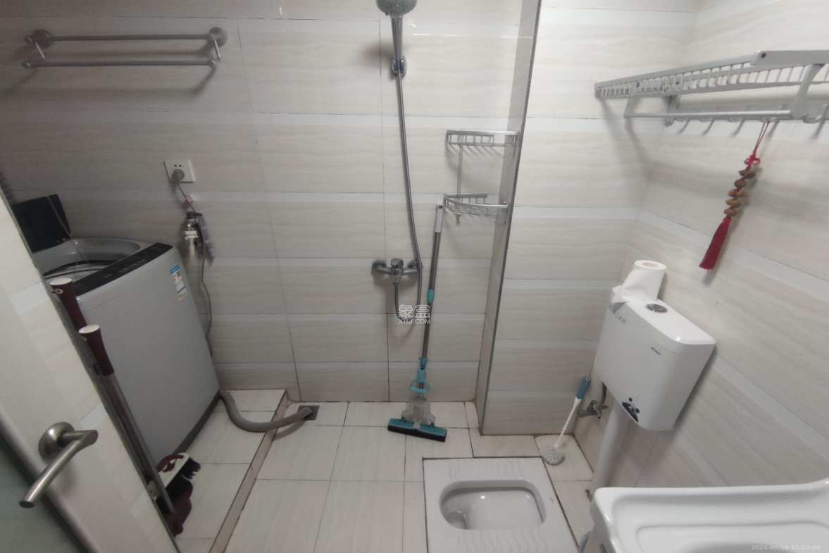 万博汇  1室1厅1卫   2200.00元/月室内图
