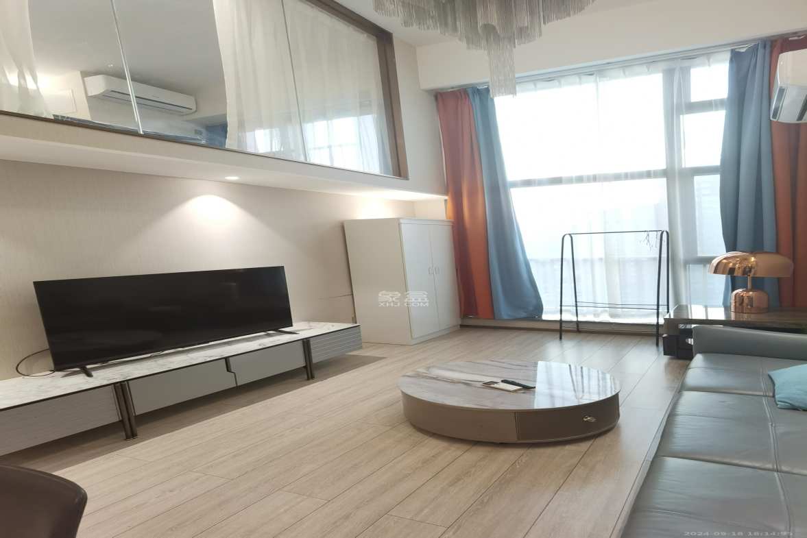 华远华时代  3室1厅2卫   4500.00元/月室内图