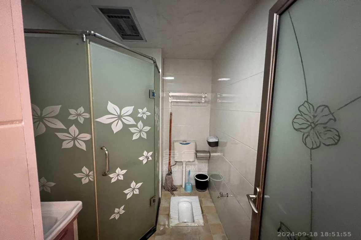 中泰财富湘江  1室1厅1卫   1500.00元/月室内图