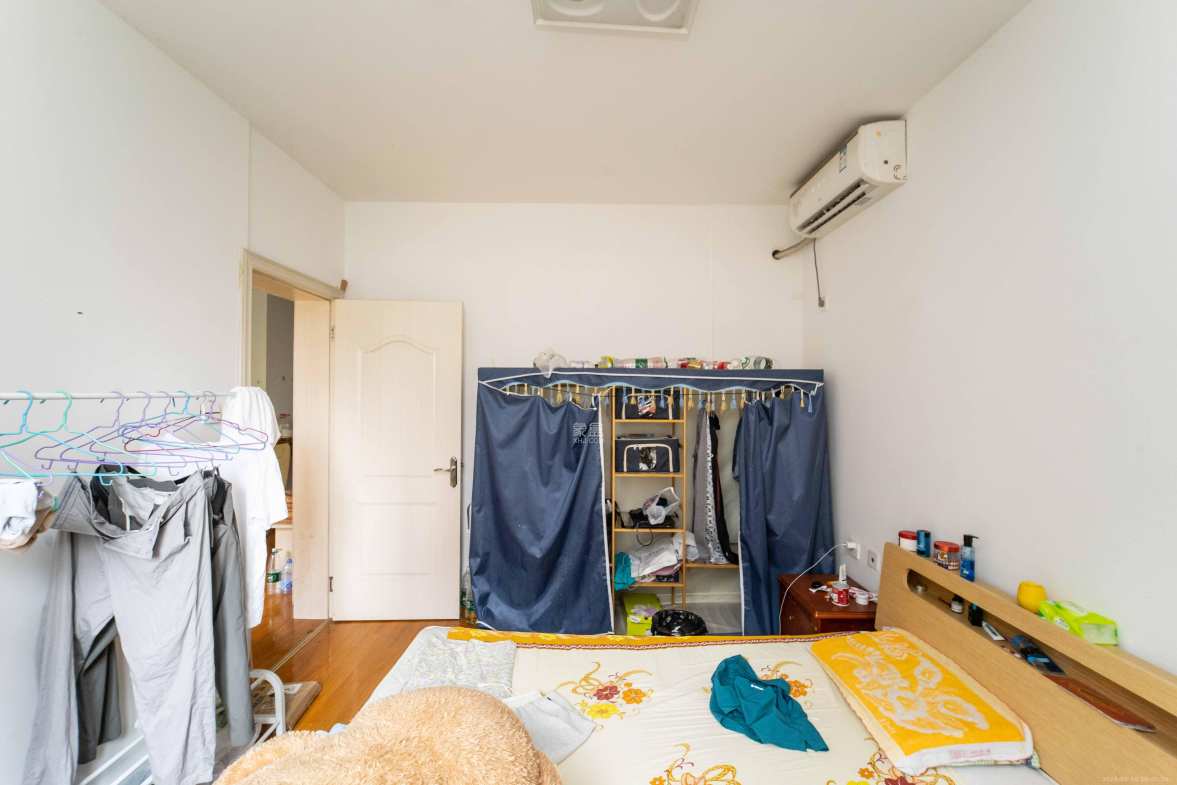 金地格林公馆  3室2厅1卫   2500.00元/月室内图