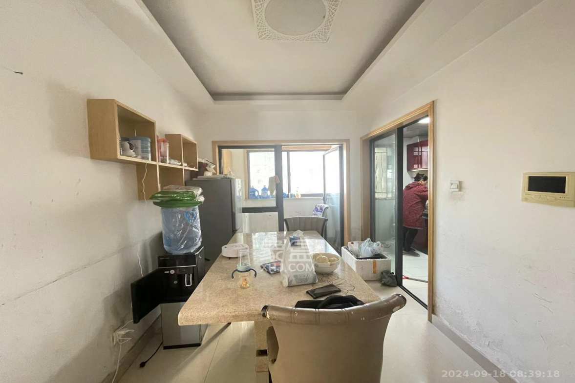 中国铁建国际城一期  3室2厅1卫   1600.00元/月室内图