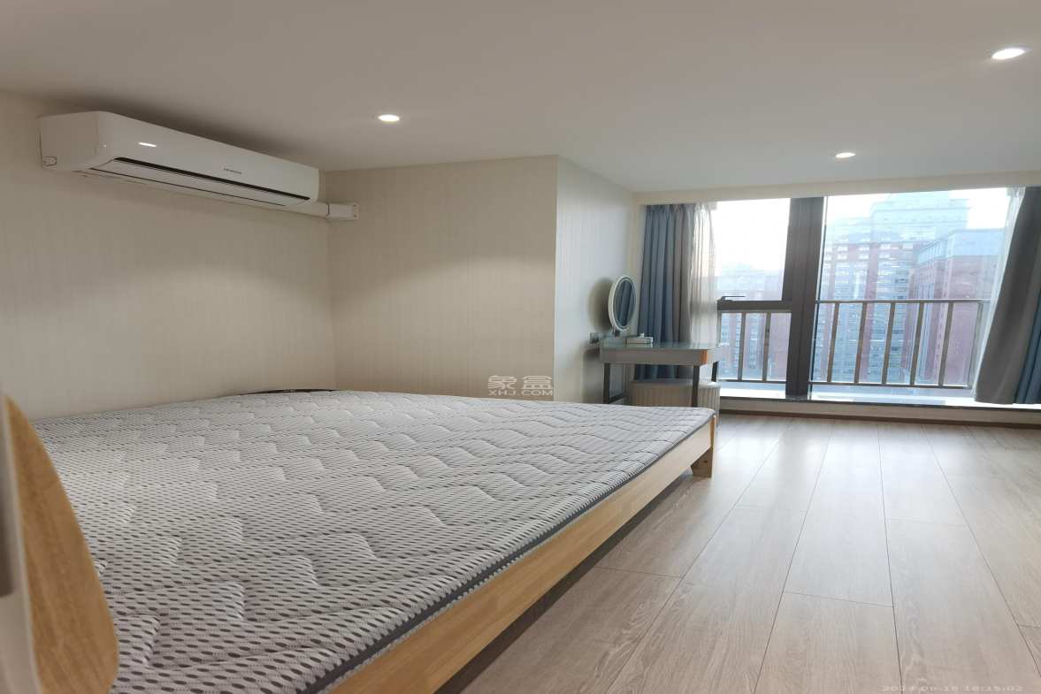 华远华时代  3室1厅2卫   4500.00元/月室内图