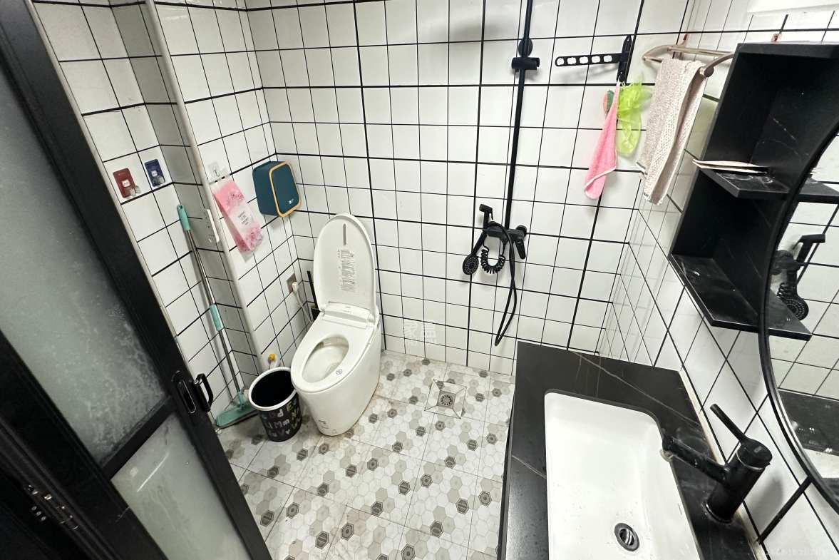 长燃润和天地（长润小区印湘江）  1室1厅0卫   1700.00元/月室内图