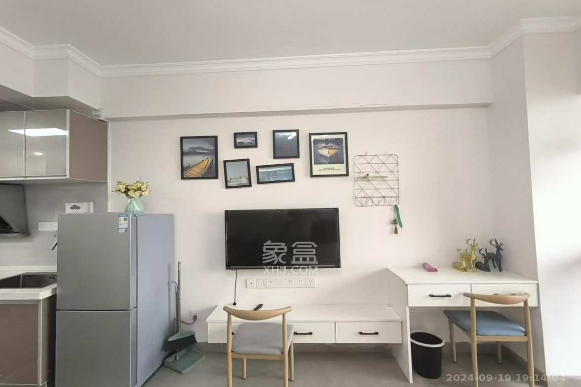 C-park天悦城(紫檀溪苑二期)  1室1厅1卫    1500.0元/月 C-park天悦城(紫檀溪苑二期)  1室1厅1卫    1500.0元/月户型图