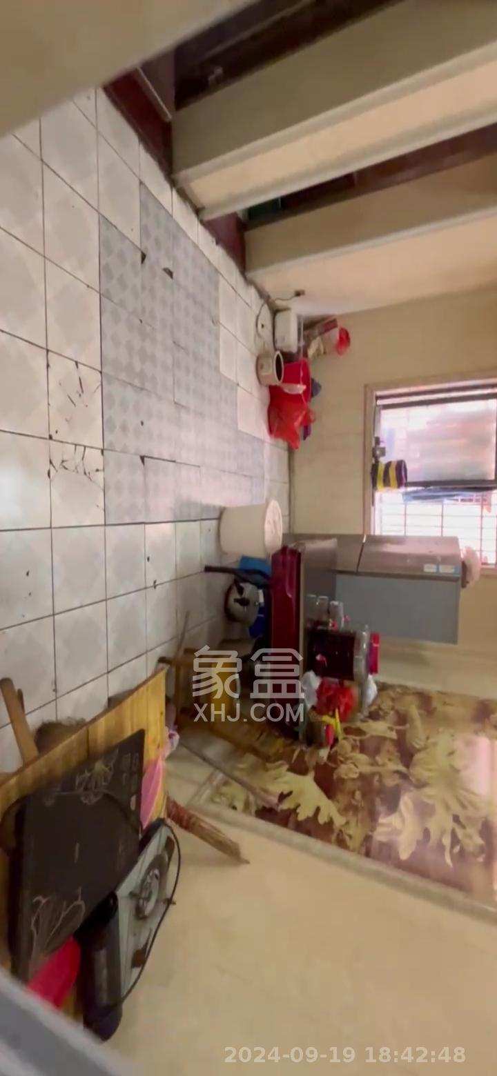 汽车西站商贸城（河西望城坡）  2室2厅2卫   2100.00元/月室内图
