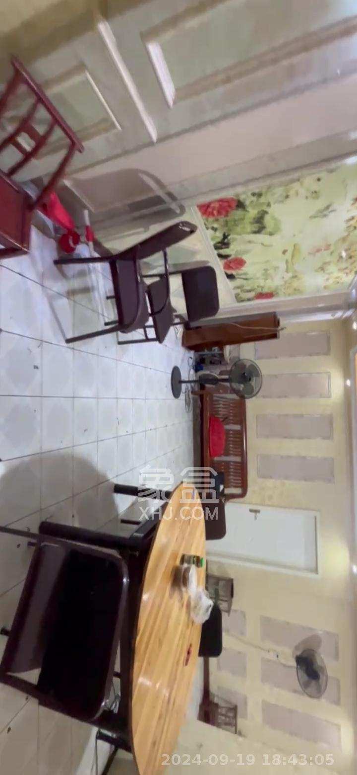 汽车西站商贸城（河西望城坡）  2室2厅2卫   2100.00元/月室内图