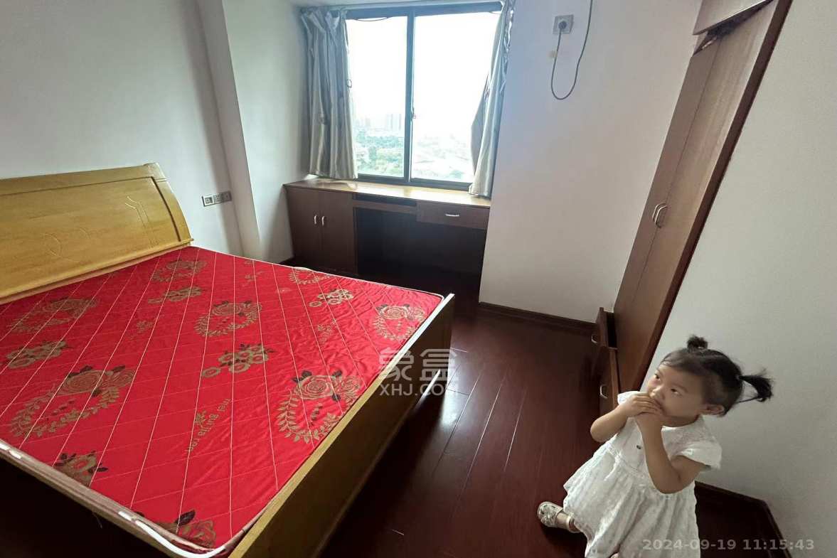 建鑫二期  3室2厅1卫   1600.00元/月室内图