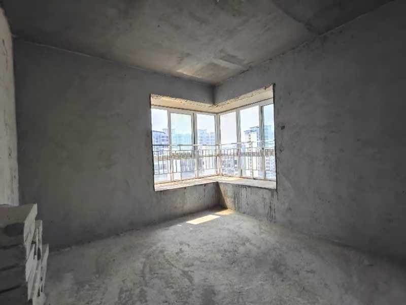 云沙诗意  3室2厅2卫   63.80万客厅