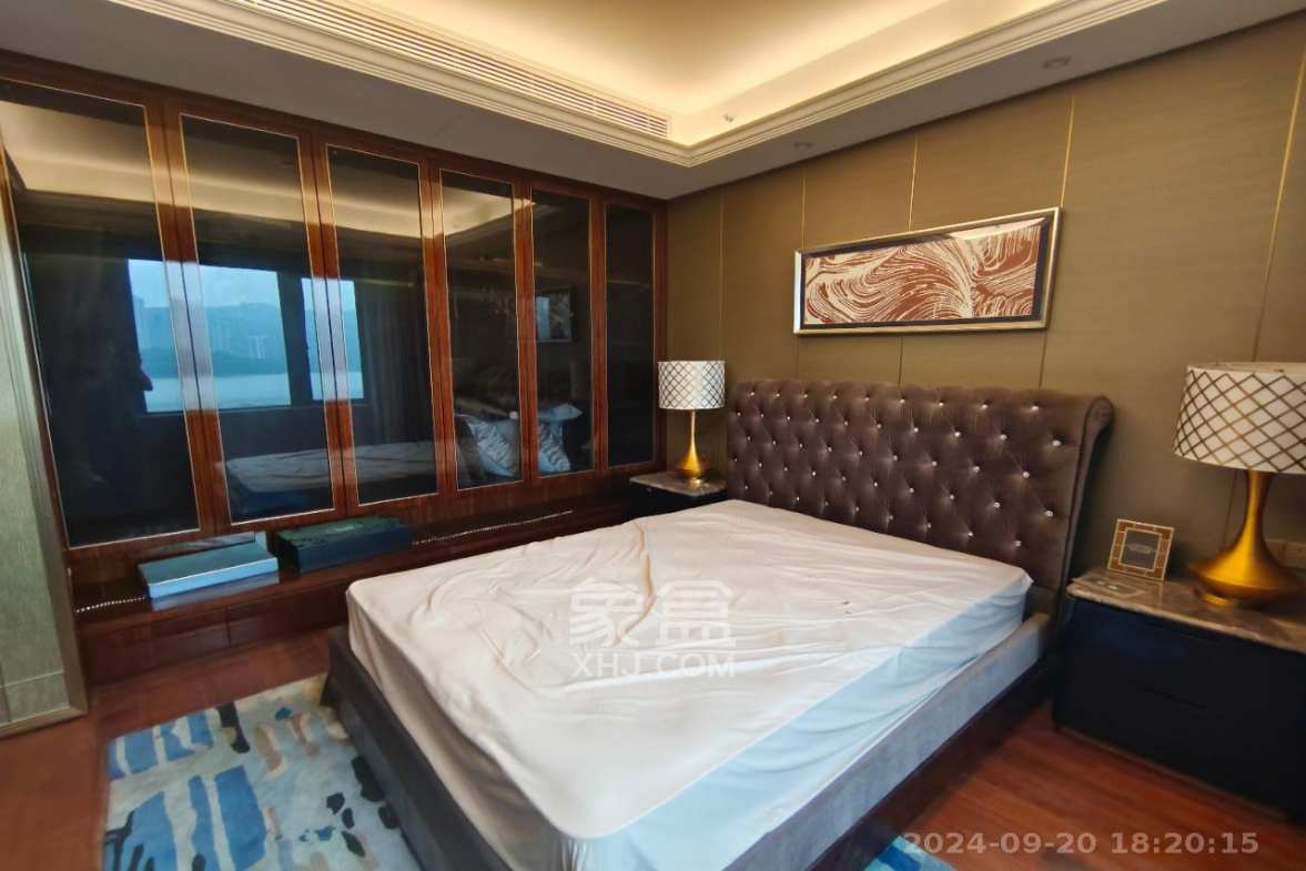 达美溪湖湾  4室2厅2卫   12000.00元/月室内图