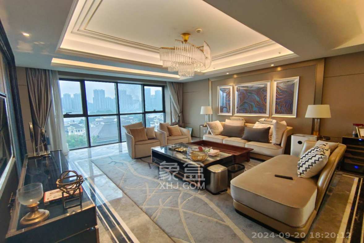 达美溪湖湾  4室2厅2卫   12000.00元/月室内图