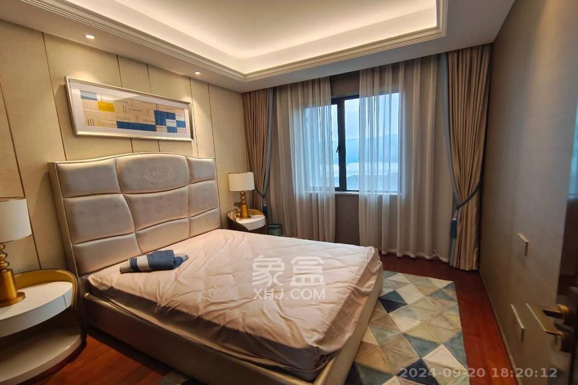 达美溪湖湾  4室2厅2卫   12000.00元/月室内图