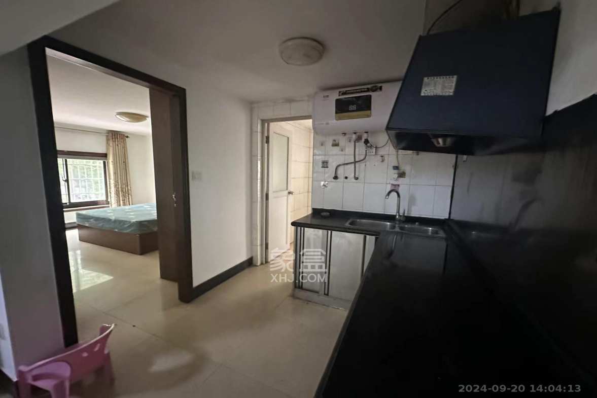 巴黎香榭  2室1厅1卫    2000.0元/月 巴黎香榭  2室1厅1卫    2000.0元/月室内图