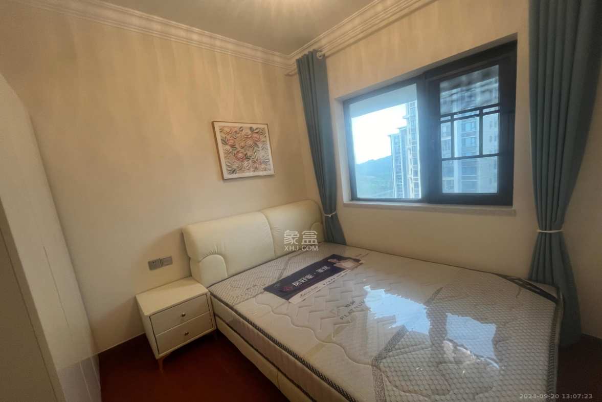 恒大文化旅游城B区  2室1厅1卫   2300.00元/月室内图