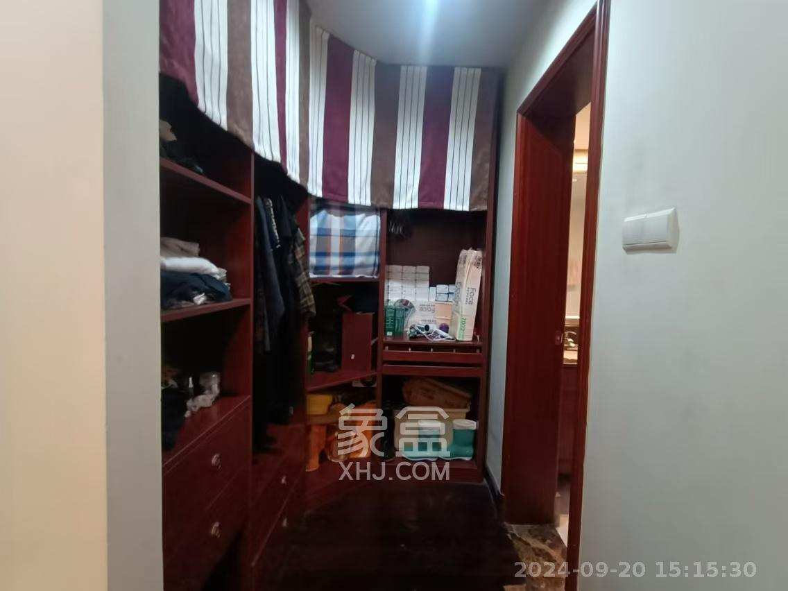 恒大名都  3室2厅2卫   2000.00元/月室内图