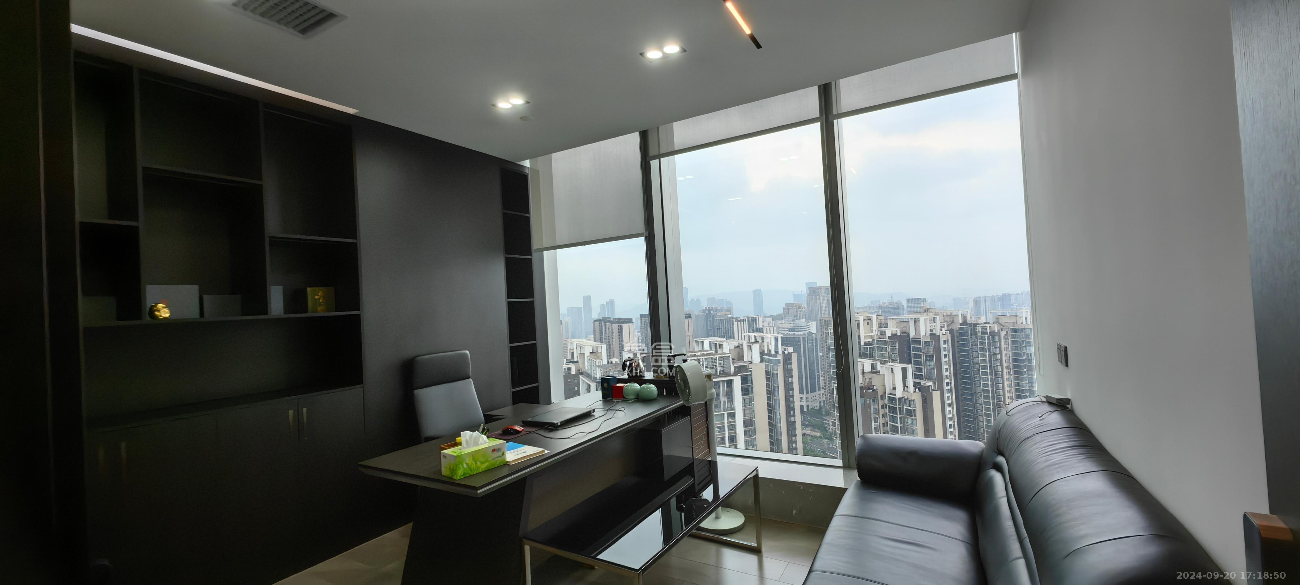 万博汇   188.29㎡     12000.00元/月