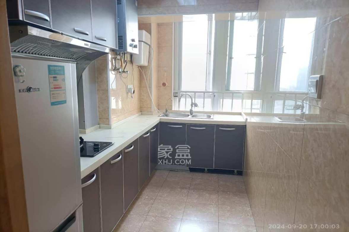 先锋东外滩 1室1厅1卫 1600.0元/月 先锋东外滩 1室1厅1卫 1600.0元/月室内图