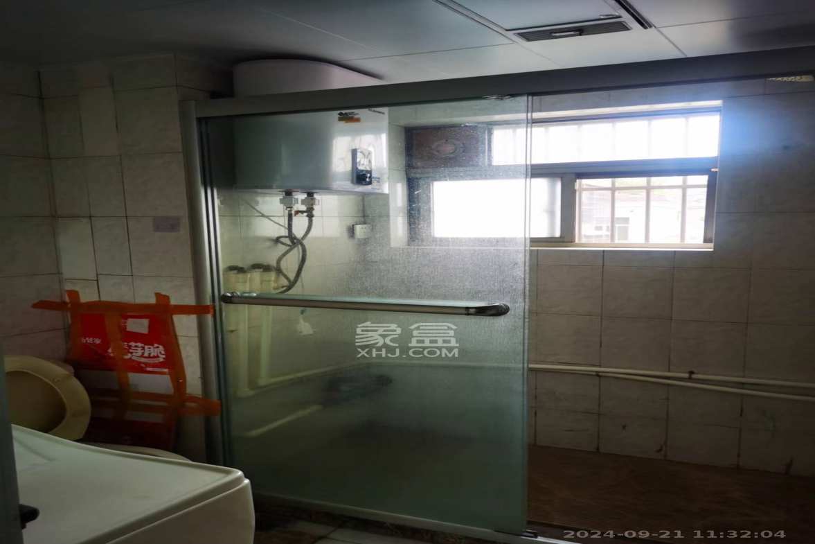 汇城花园  3室2厅1卫   2500.00元/月室内图