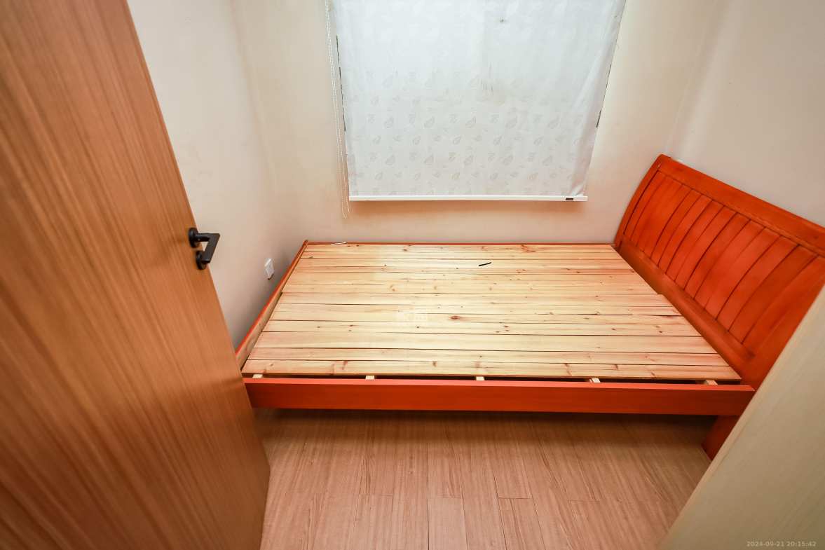 麓谷小镇  3室2厅1卫   2300.00元/月室内图