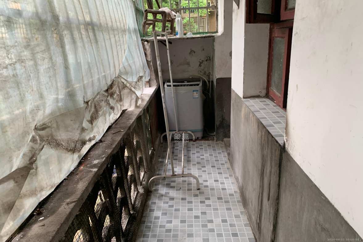 省机械工业学院（湖南工业职业学院雨花校区）  2室1厅1卫   900.00元/月室内图