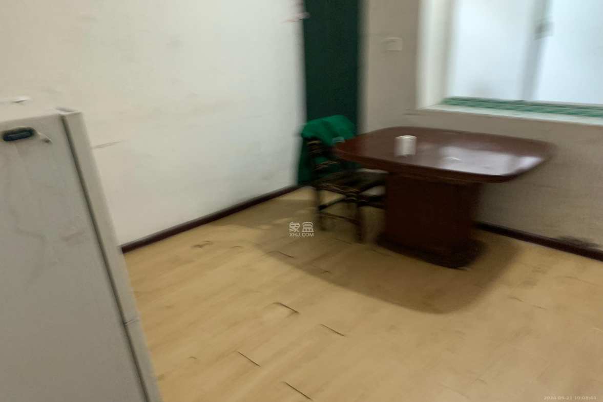 省机械工业学院（湖南工业职业学院雨花校区）  2室1厅1卫   900.00元/月室内图