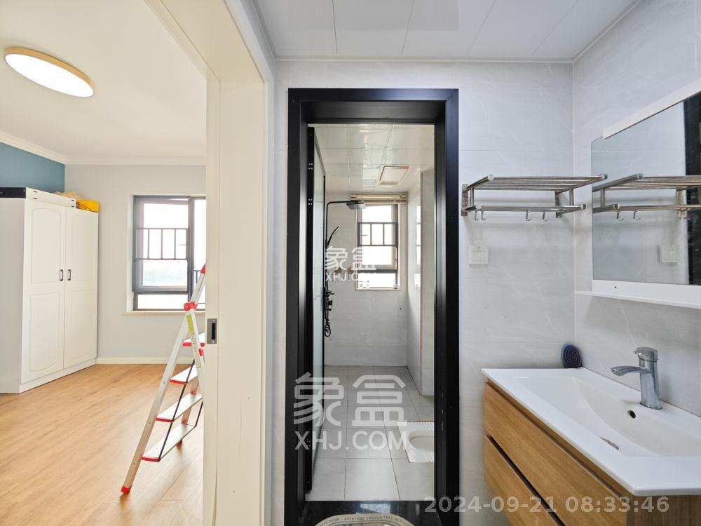 保利城（中航城国际社区、郡原美村）  3室2厅2卫   2300.00元/月室内图