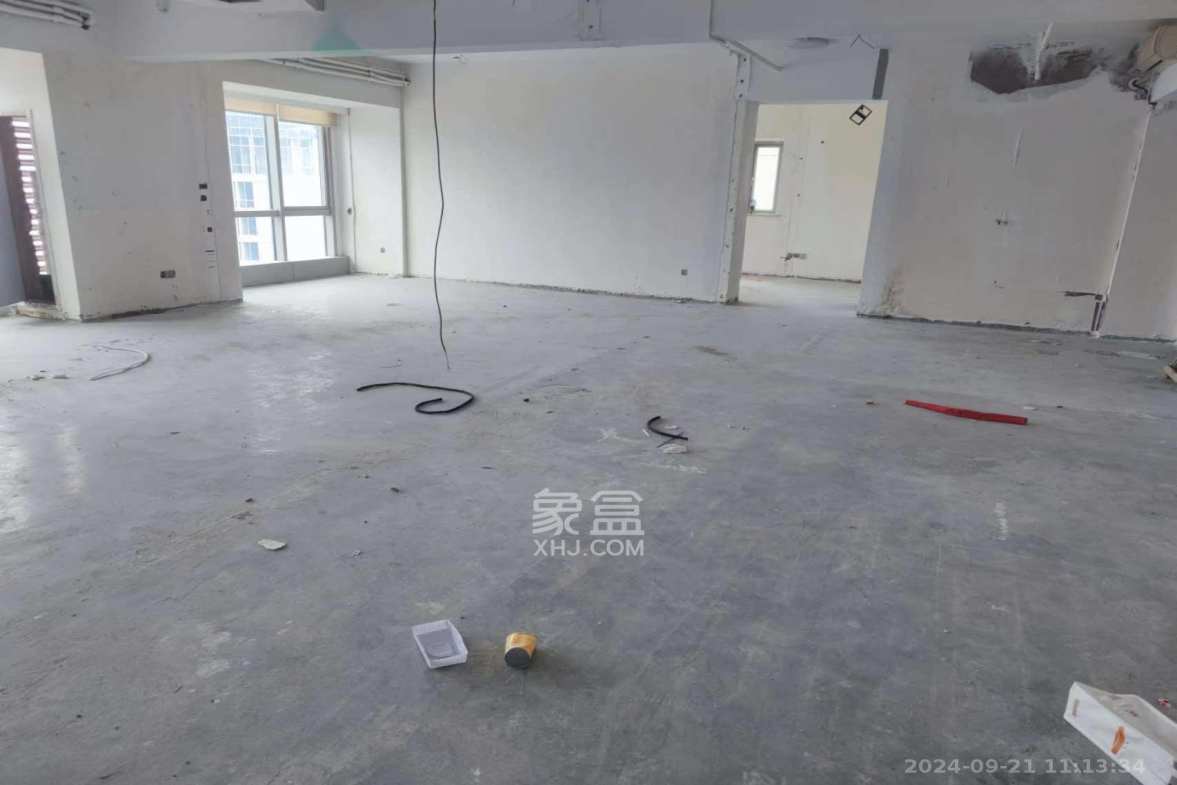 德思勤城市广场（宝格丽公寓）  7室2厅1卫    10000.0元/月室内图