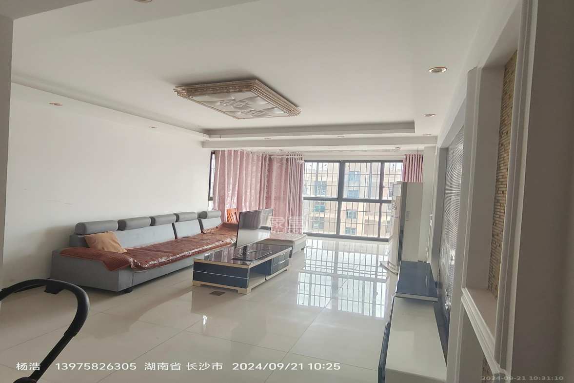 天悦嘉园  2室2厅1卫    1600.0元/月室内图