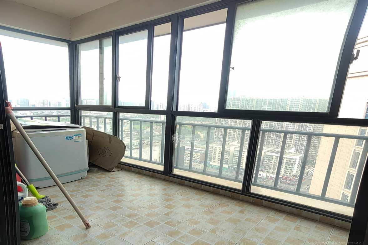 融圣国际  2室2厅1卫   2300.00元/月室内图