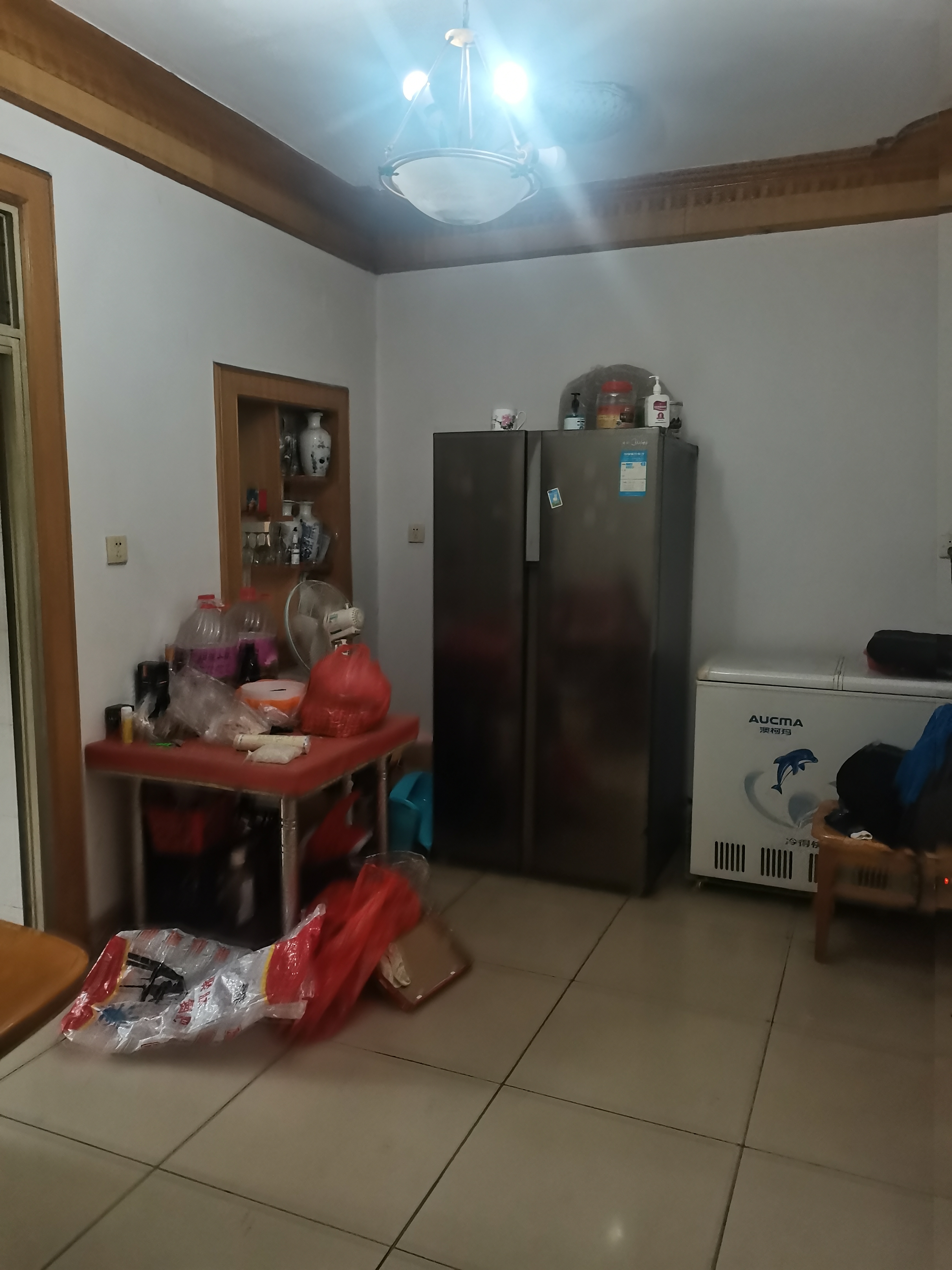 市煤炭局家属楼  3室2厅1卫    52.8万