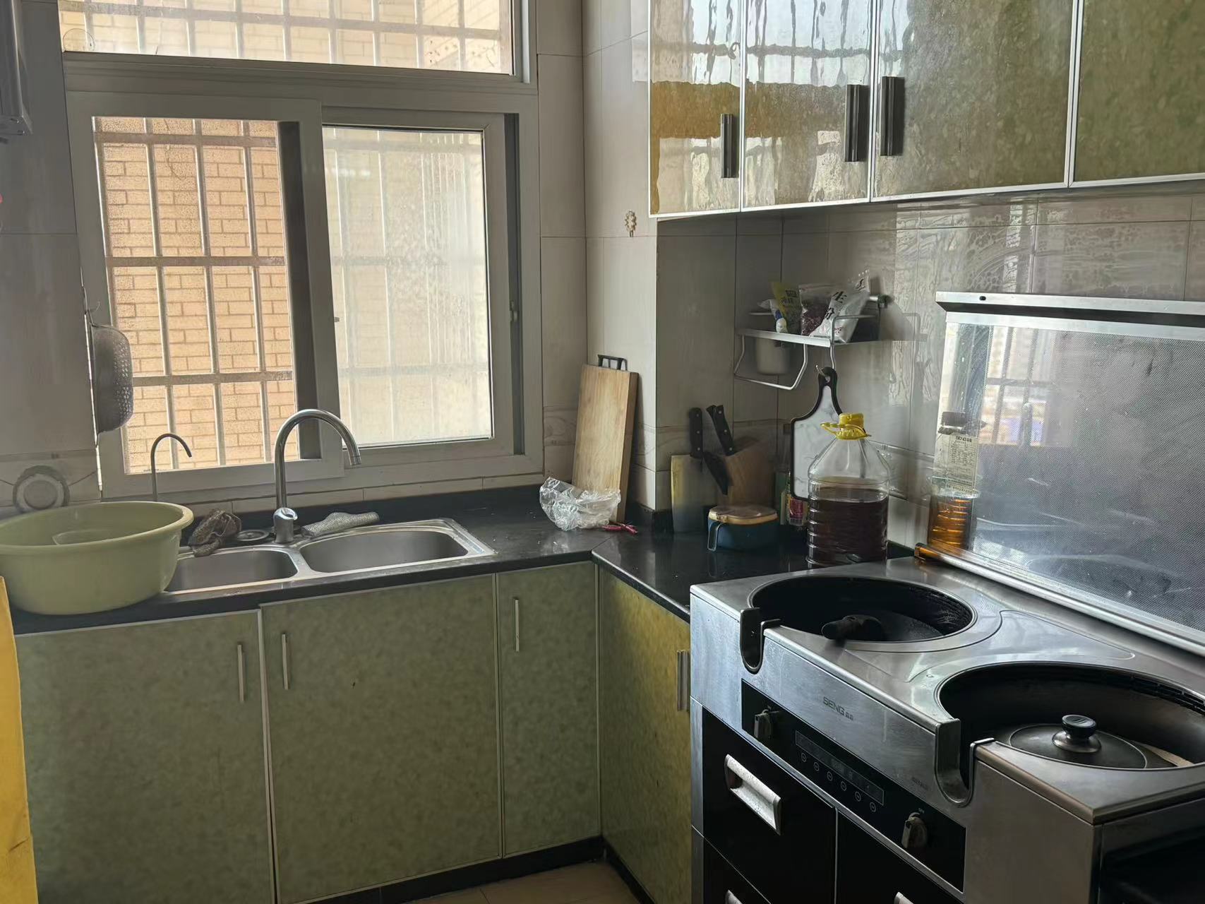 西街印象  3室2厅2卫    62.8万