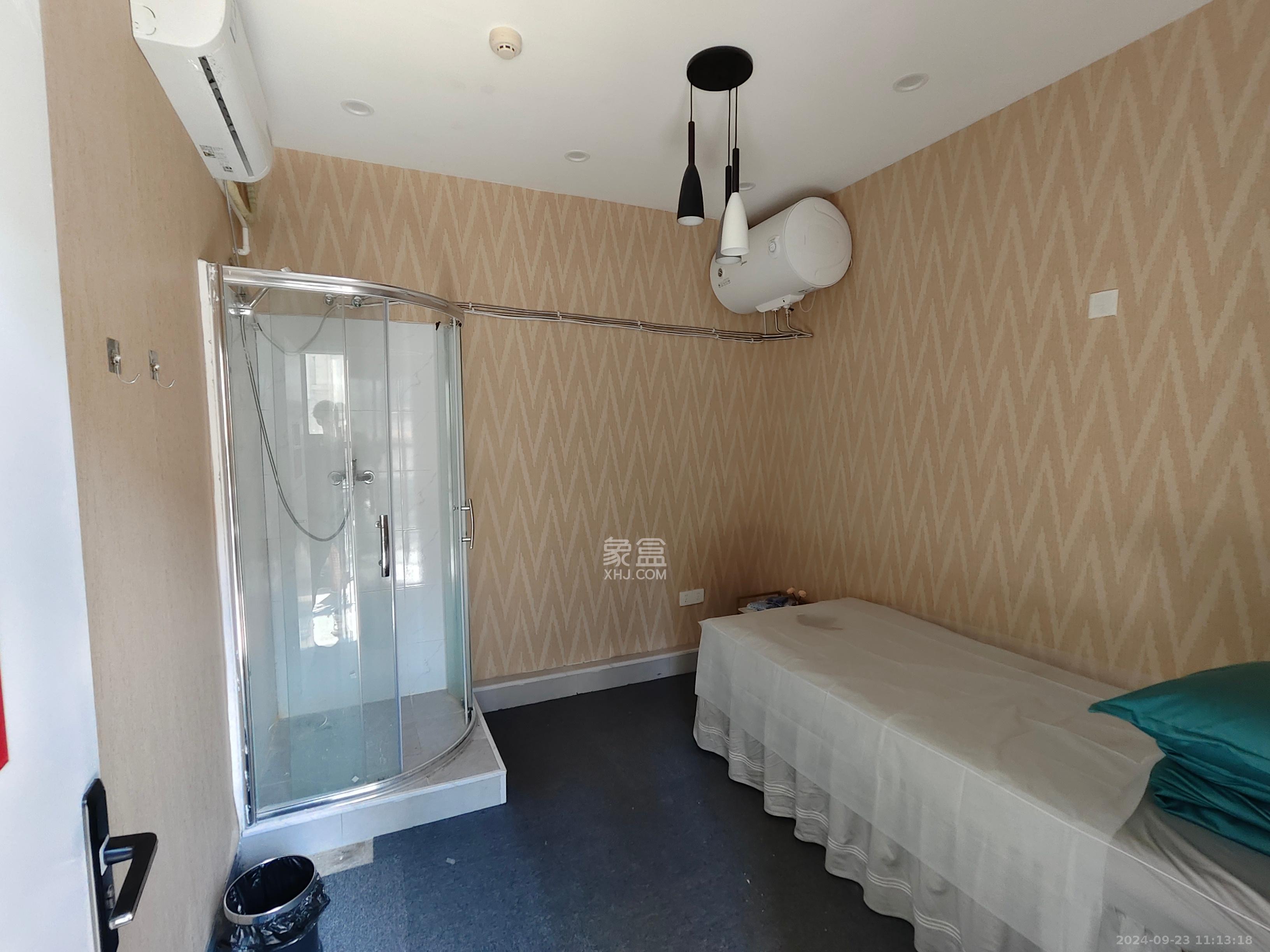 和泓梅溪四季   142.14㎡      5600.0元/月室内图