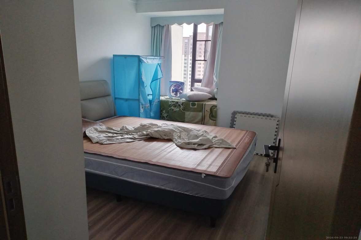 美的莲城首府  4室2厅2卫   100.00万户型图