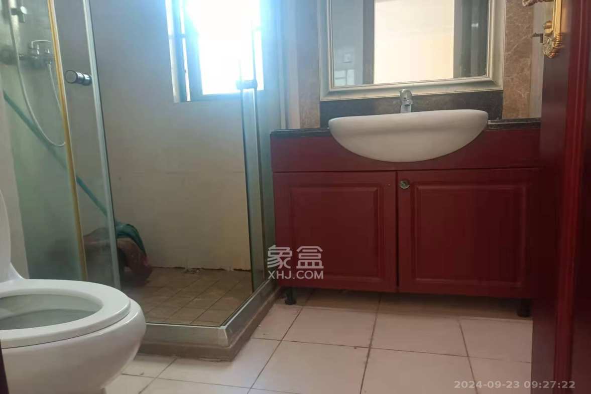 恒大名都  2室2厅1卫   1400.00元/月室内图